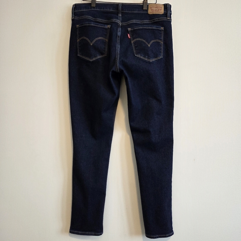 Levi’s 311 Shaping Skinny Jeans – Dark Wash – 30x30 - Picture 4 of 5